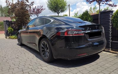 Tesla model S przyciemnianie szyb